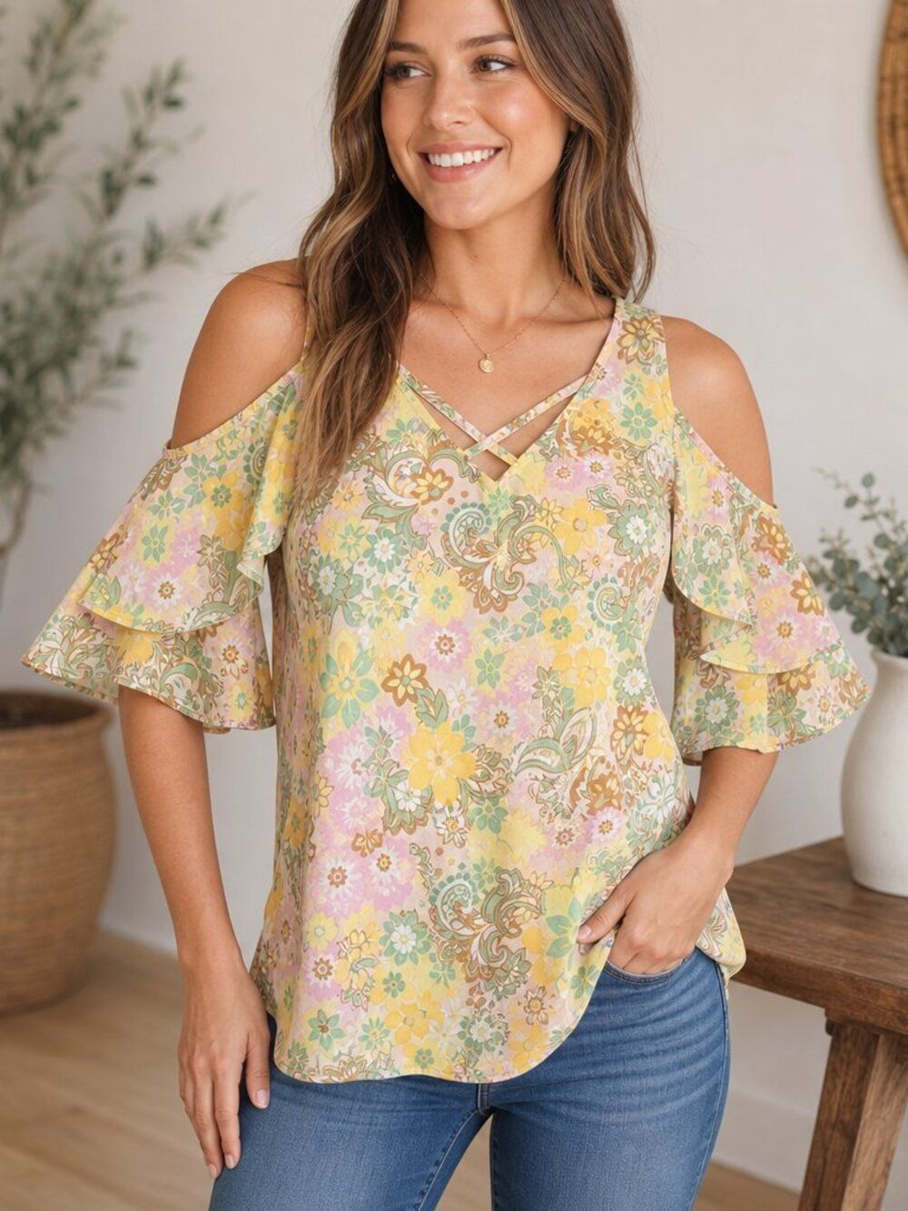 Cato Yellow Paisley Cold‑Shoulder Ruffle Top – Size Small, Like New